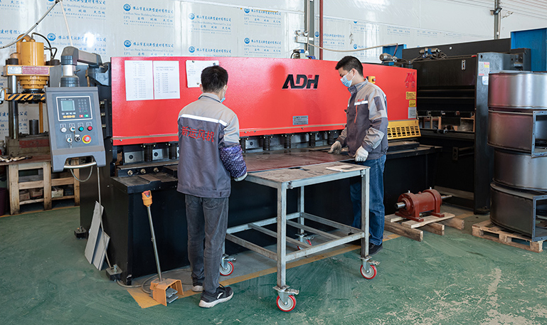 自產（chǎn）自銷（xiāo）